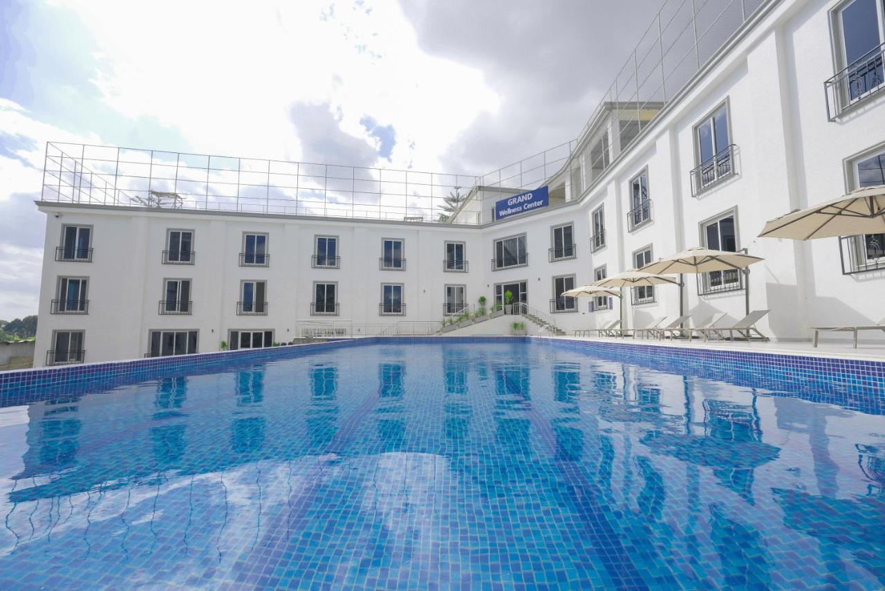 Haile Grand Addis Ababa Exterior foto